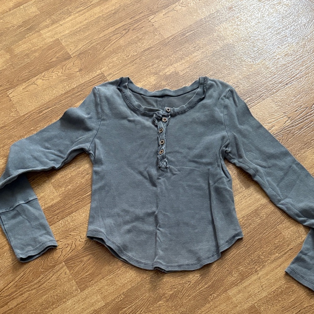 Gray Long Sleeve Women's Top